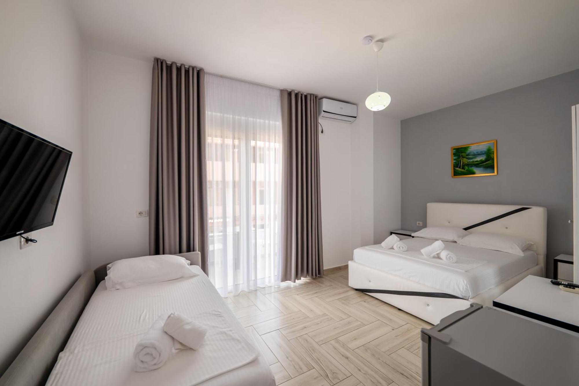 Hotel Artur2 Ksamil Esterno foto