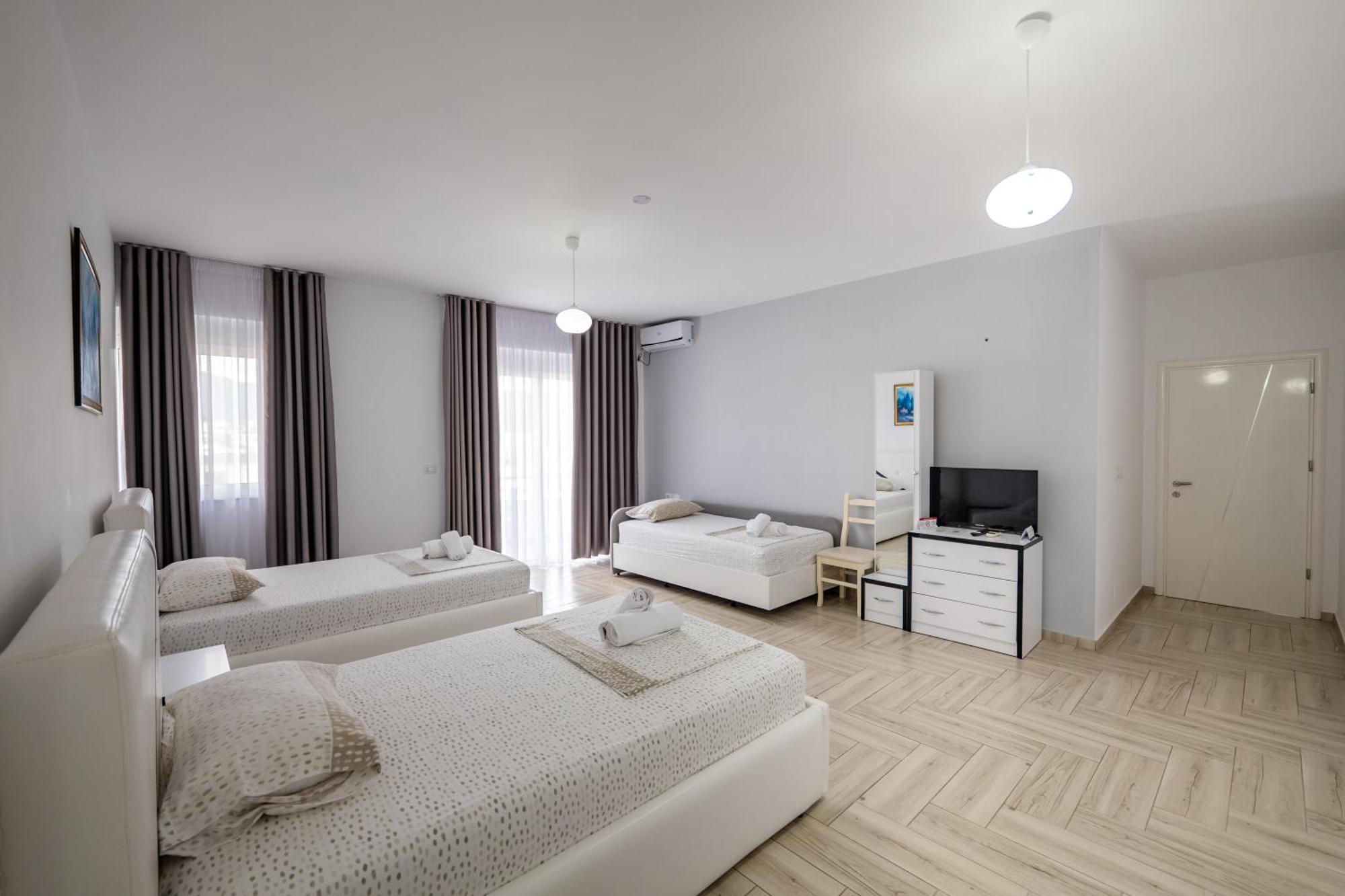 Hotel Artur2 Ksamil Esterno foto