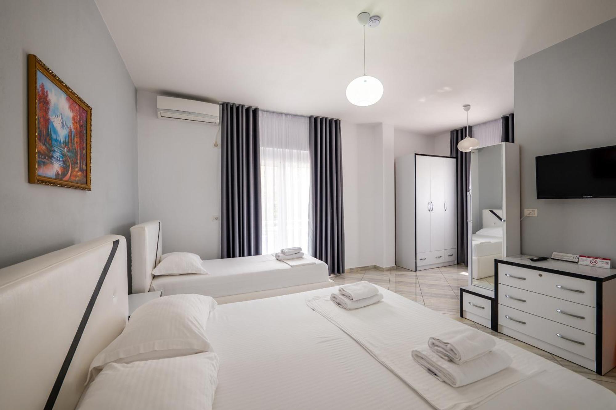 Hotel Artur2 Ksamil Esterno foto