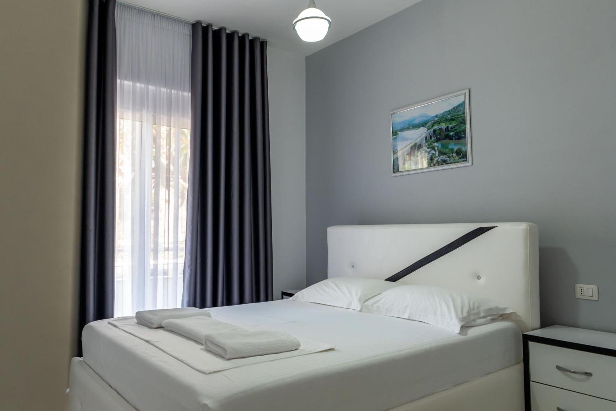 Hotel Artur2 Ksamil Esterno foto