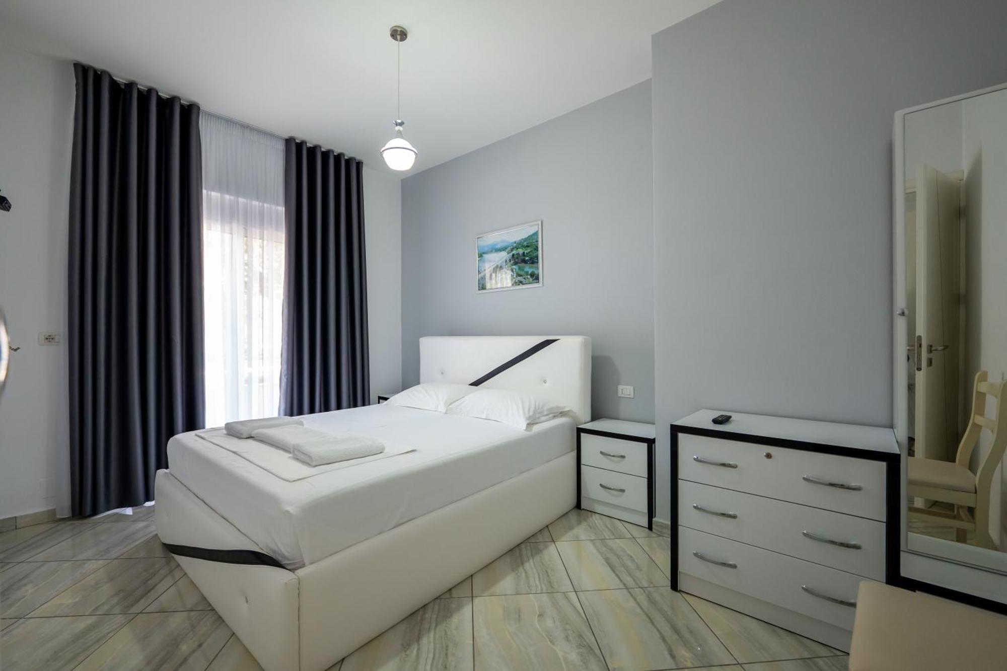 Hotel Artur2 Ksamil Esterno foto